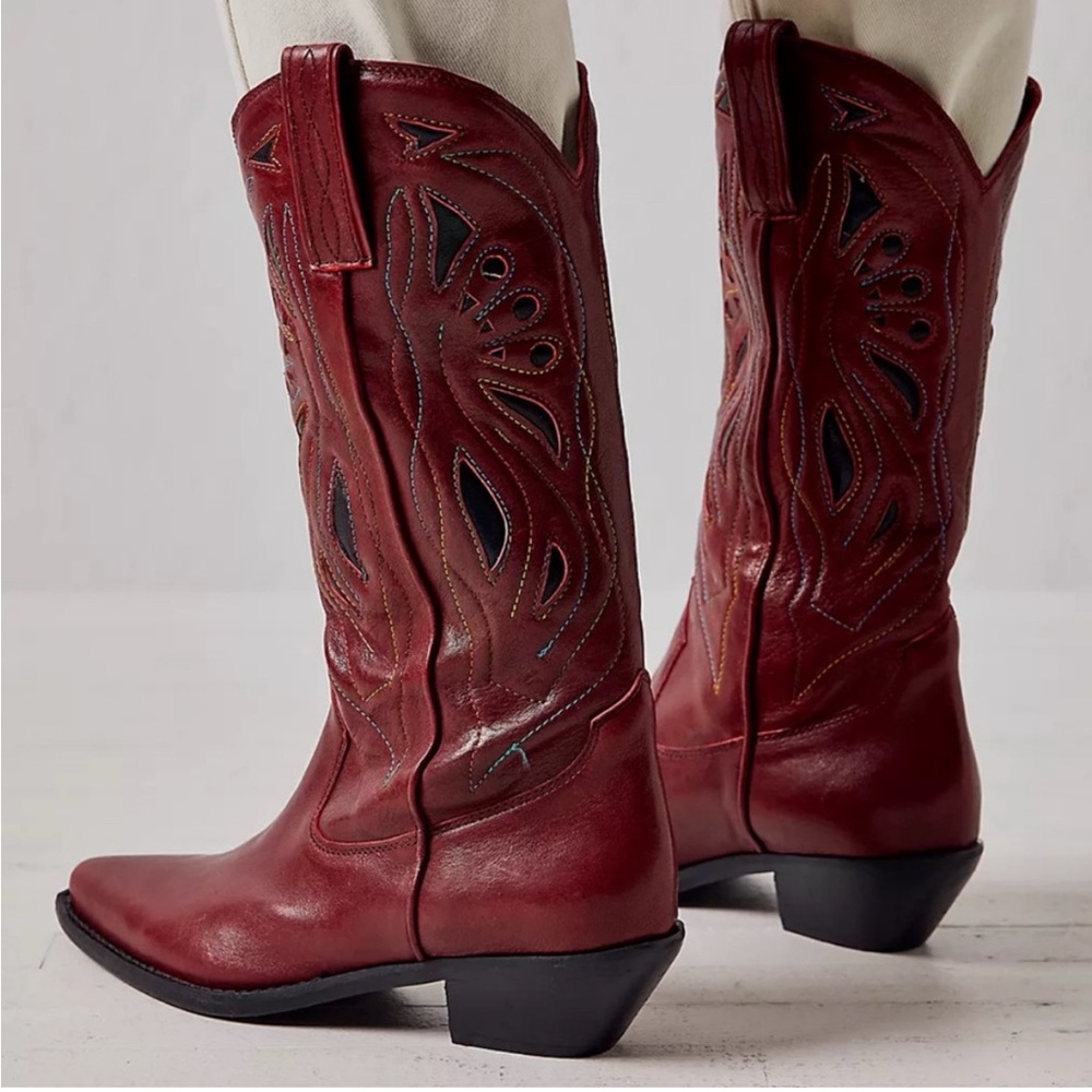 Free People Rancho Mirage Western Boot Burgundy Wine Embroidered Leather US 10
